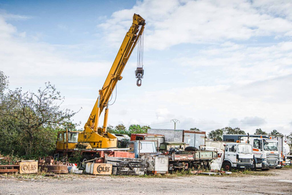 Location de grues et d’engins de levage - Poids Lourds Loveriens Bernayens