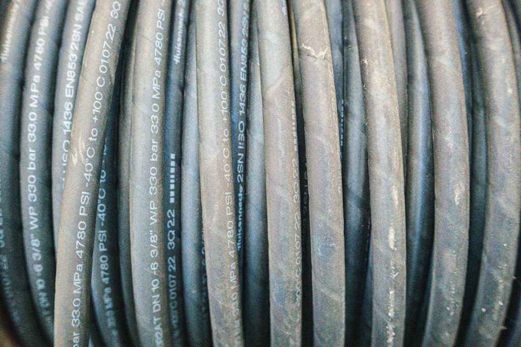 Travaux et maintenance hydraulique - Poids Lourds Loveriens Bernayens