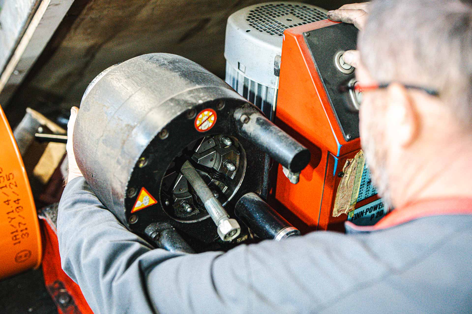 Maintenance hydraulique poids lourds | Poids Lourds Lovériens