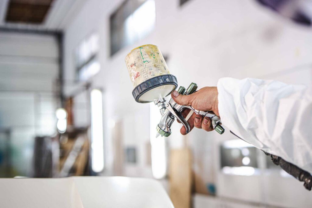 Peinture carrosserie poids lourds et utilitaires - Poids Lourds Loveriens Bernayens